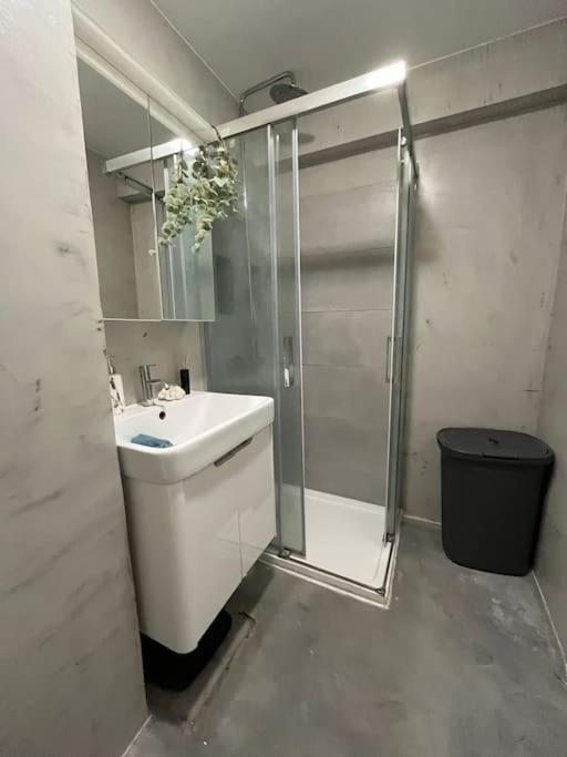 Charmoso Apartamento Na Herdade Da Aroeira Aroeira  Ngoại thất bức ảnh